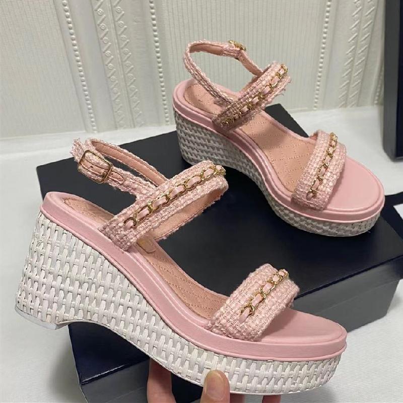 Sandals Thick Bottom Women Genuine Leather Wedges Chain Decor Platform Shoes Female Design Shoe, Black
Sandals Thick Bottom Women Genuine Leather Wedges Chain Decor Platform Shoes Female Design Shoe, Black