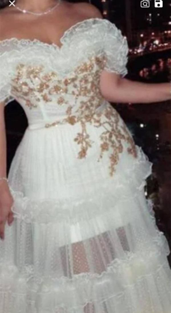 Amazing Puffy A-Line Evening Dresses Ruffles Pleats Ankle Length Ivory Prom Dress Gold Lace Appliqued Off Shoulder Party Vestidos De Festa Special Occ