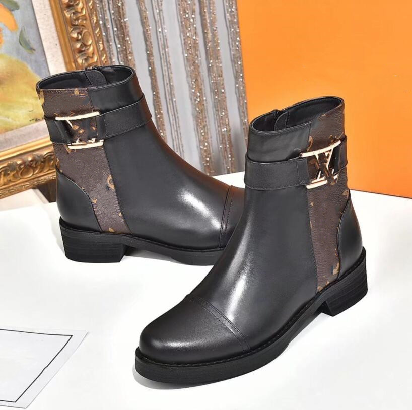 Designer side zipper platform boots women winter shoes black ankle bottes size 35-41+ box
Designer side zipper platform boots women winter shoes black ankle bottes size 35-41+ box