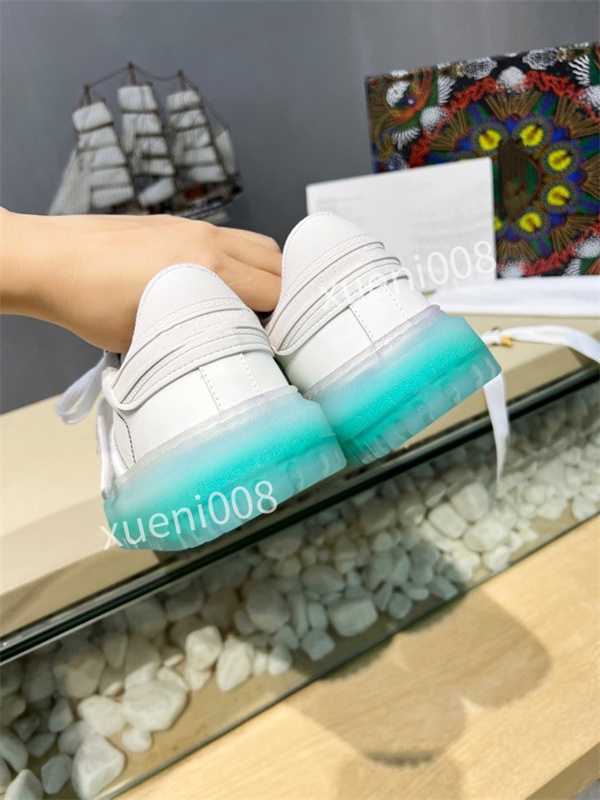 2022 Designer Hand-Painted Men Shoes Women Sneakers Platform Leather Luminous Cartoon Trainer Shimmer Lace-Up Brand Walking rx211001, Choose the color
2022 Designer Hand-Painted Men Shoes Women Sneakers Platform Leather Luminous Cartoon Trainer Shimmer Lace-Up Brand Walking rx211001, Choose the color