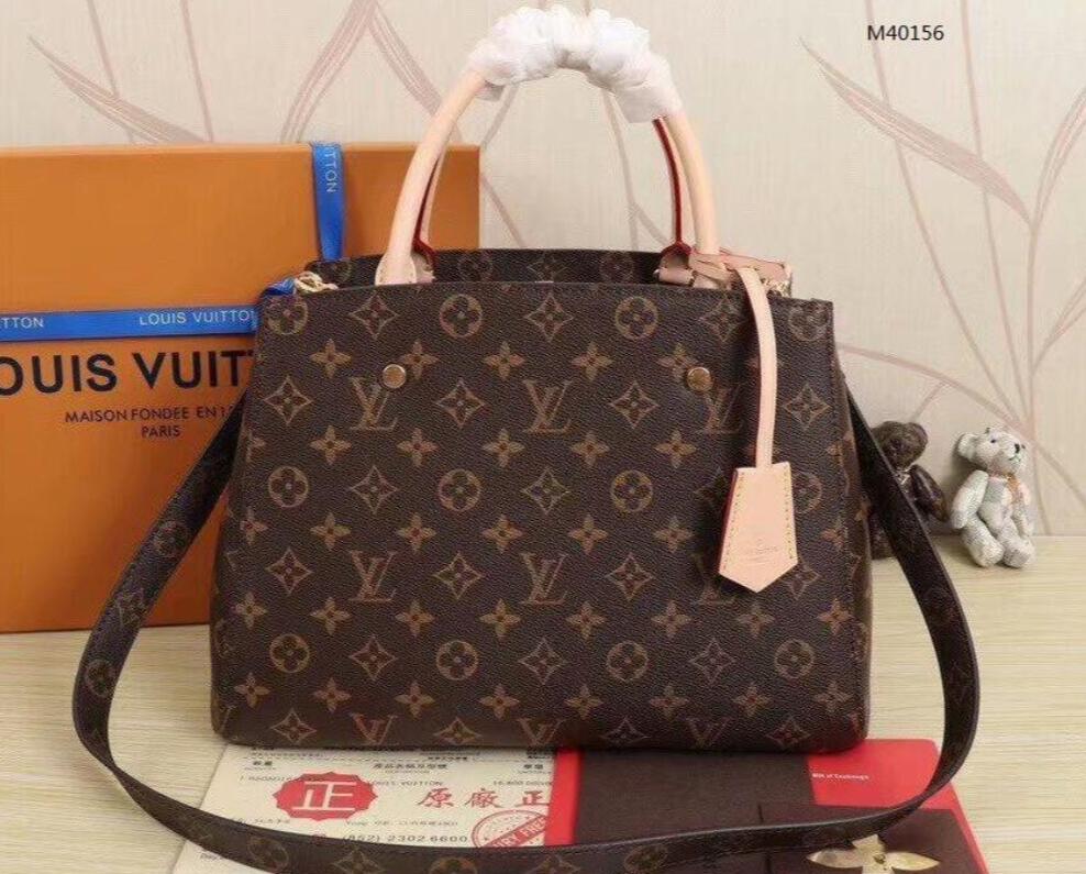 LV LOUIS VITTON Women Shoulder bag Crossbody Pure color handbag crossbody Messenger tote bag purse wallet, Red;black
LV LOUIS VITTON Women Shoulder bag Crossbody Pure color handbag crossbody Messenger tote bag purse wallet, Red;black