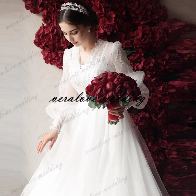 abito da sposa Chic White Wedding Dress Sequins A Line V neck Country Garden Long Bridal Gowns Tulle Bride Gown Sweep Train