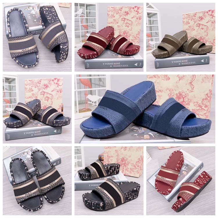 woman slippers fashion Beach Thick bottom slippers platform Alphabet lady Sandals Leather High heel slippers 01, Box
woman slippers fashion Beach Thick bottom slippers platform Alphabet lady Sandals Leather High heel slippers 01, Box