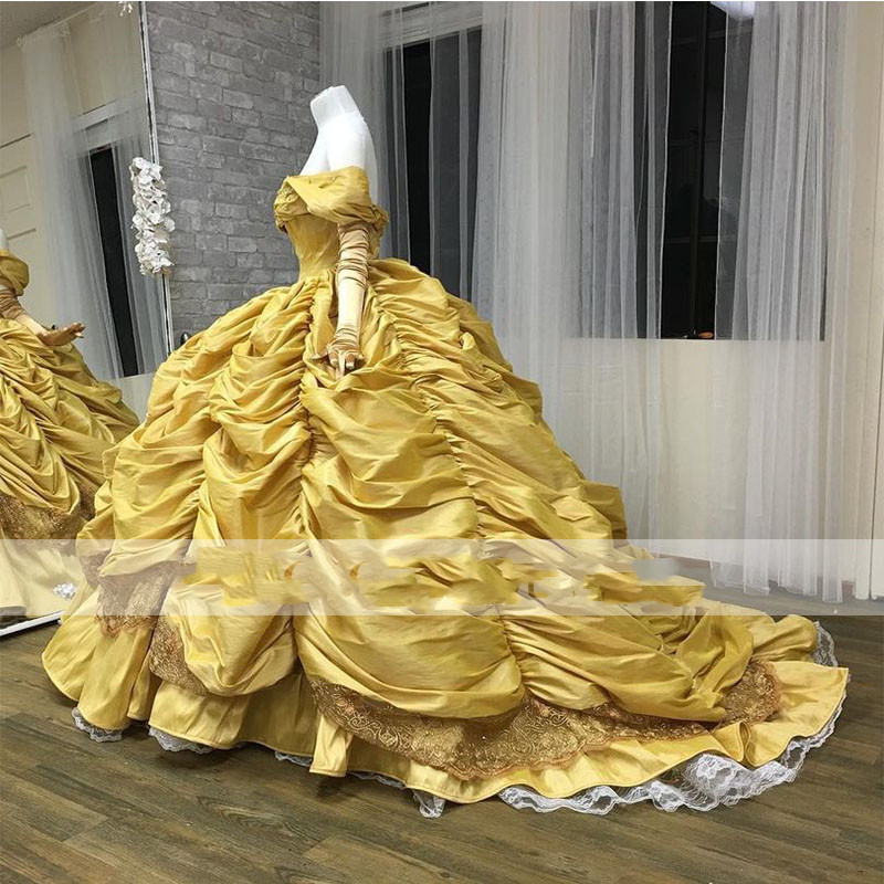 Off Shoulder Floral Applique Quinceanera Dresses Ruffles Princess Sweet 16 gold lace-up Prom Dress vestidos de 15 años 2021