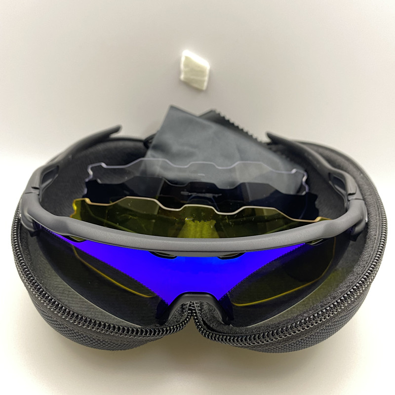 UV400 Polarized eyewear MTB Men Outdoor Mountain Cycling glasses Bicycle Eyewear Road Bike Protection Glasses TR 90 SportS Sunglasses
UV400 Polarized eyewear MTB Men Outdoor Mountain Cycling glasses Bicycle Eyewear Road Bike Protection Glasses TR 90 SportS Sunglasses