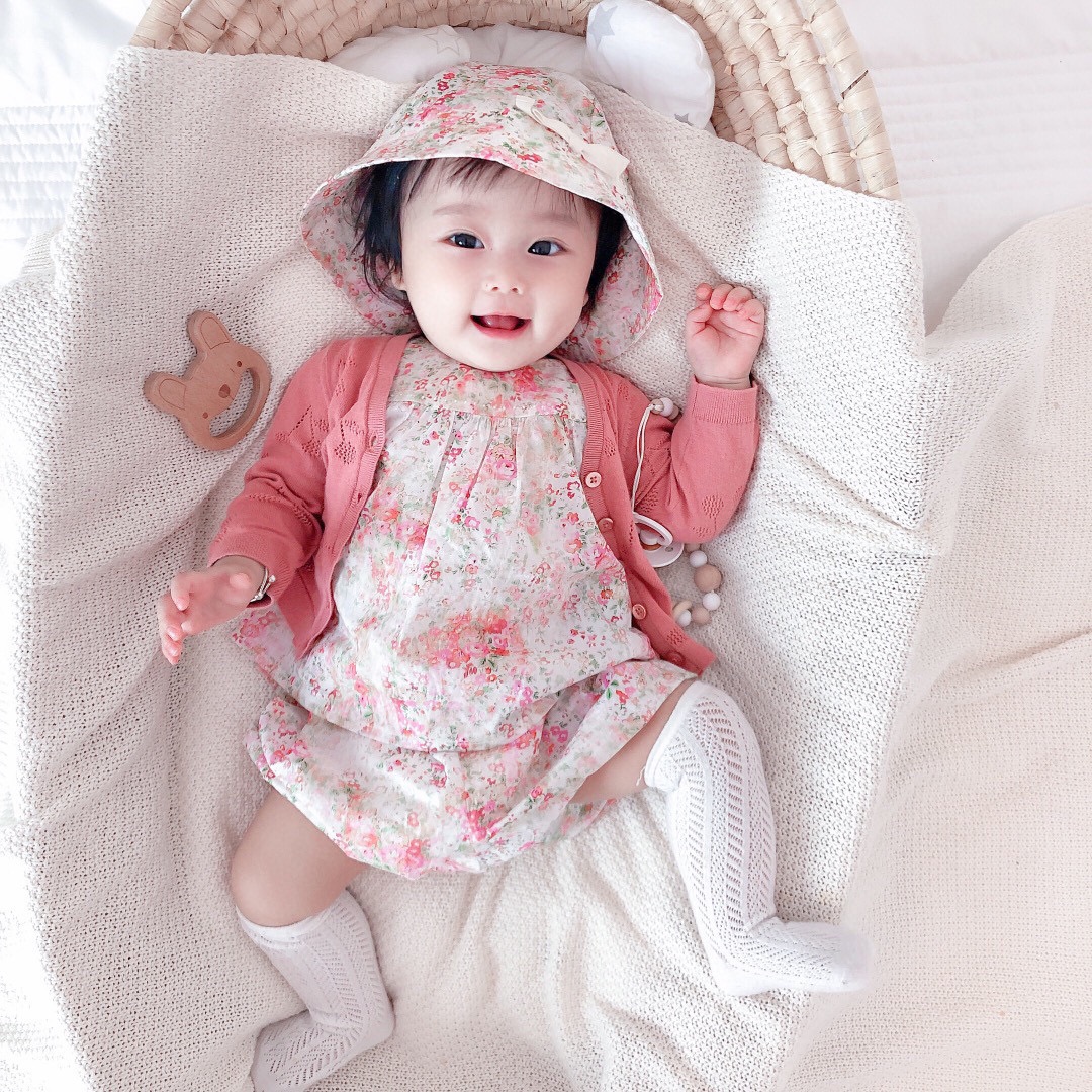 Cute Baby Girls Set Clothes 2021 Fashion Cute Cherry Prints Toddler Kids dress+ short+ Hat+cardigan 4pcs/suit tops, 4 pcs
Cute Baby Girls Set Clothes 2021 Fashion Cute Cherry Prints Toddler Kids dress+ short+ Hat+cardigan 4pcs/suit tops, 4 pcs