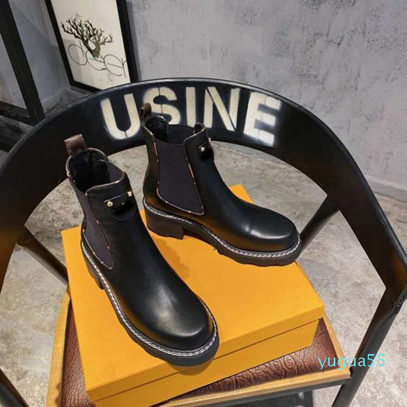 Fashion lady winter ankle boots high quality cowskin platform designer printing martin booties women shoes size 35-41 4906, Black
Fashion lady winter ankle boots high quality cowskin platform designer printing martin booties women shoes size 35-41 4906, Black