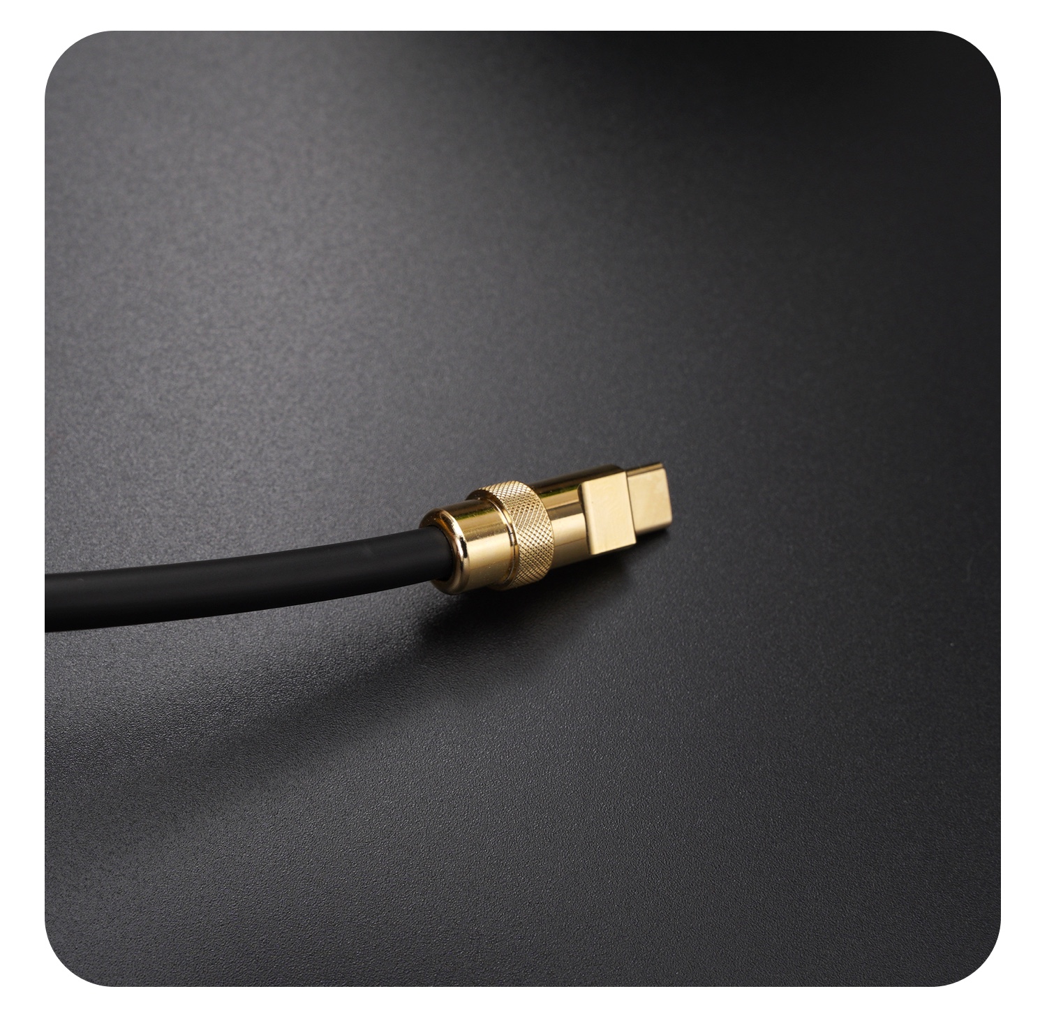 Geekcable Handmade Customized Mechanical Keyboad Data Cable Super Elastic Golden Spiral Rubber Keyboard Cable Gold And Black