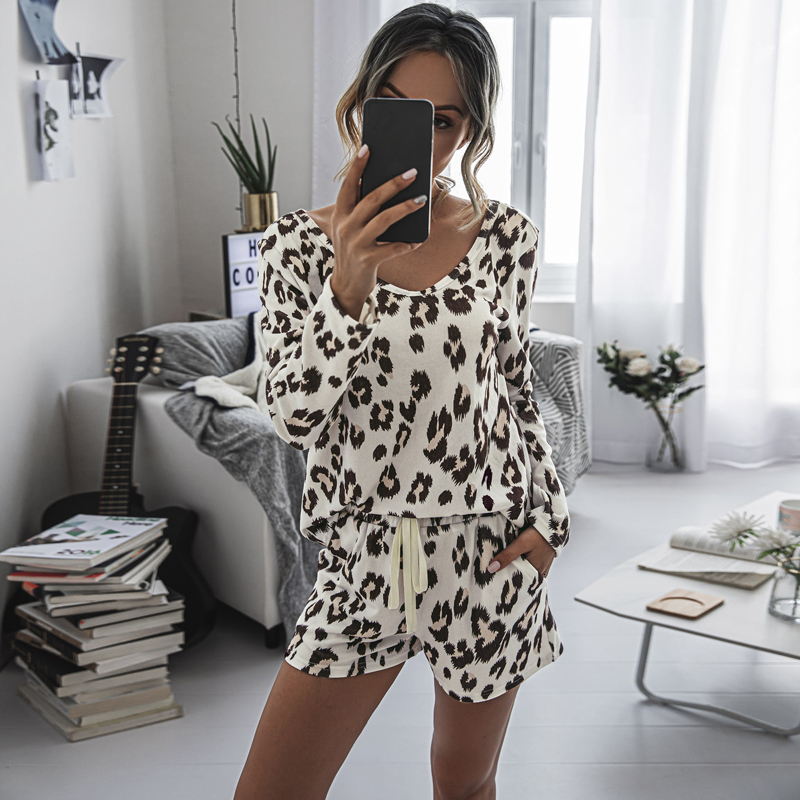 2021 New Women Casual Loose Tie Dye Colorful Clothing Sets Lady Long Sleeve Pullover Crew Neck Top + High Waist Drawstring Shorts Gbsf, Beige
2021 New Women Casual Loose Tie Dye Colorful Clothing Sets Lady Long Sleeve Pullover Crew Neck Top + High Waist Drawstring Shorts Gbsf, Beige