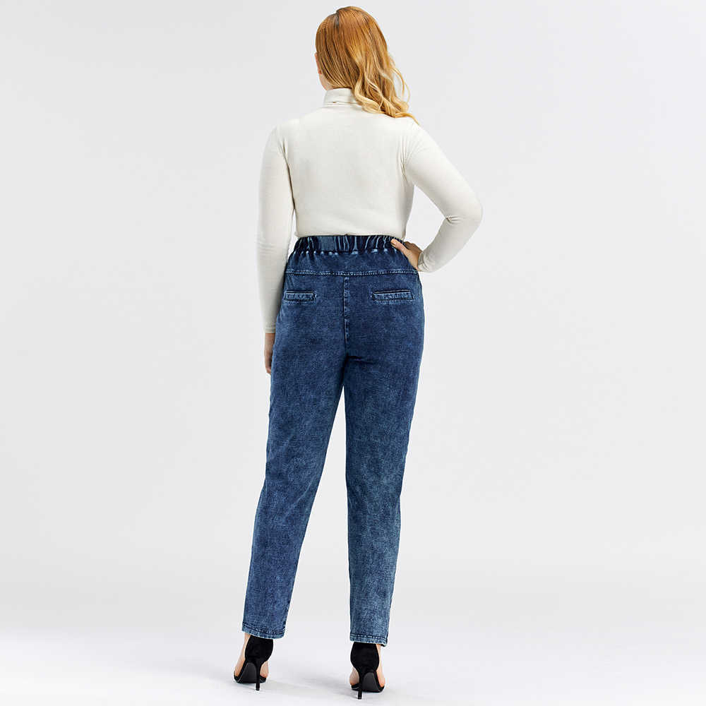 LIH HUA Women's Plus Size Casual Jeans high flexibility 210922