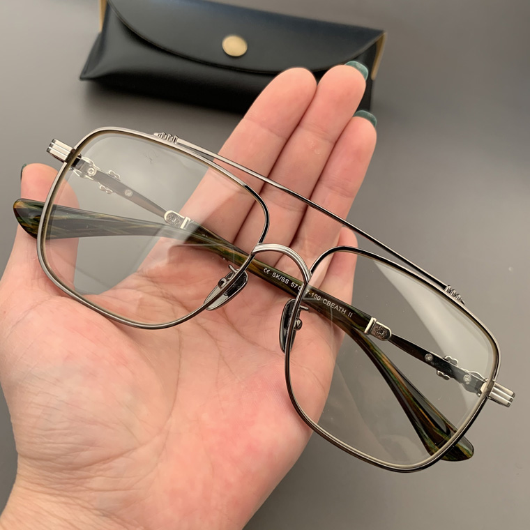 Brand Designer Spectacle Frames Fashion Big Optical Glasses Square Eyeglasses Frame Men Women Myopia Glasses Eyewear with Original Box
Brand Designer Spectacle Frames Fashion Big Optical Glasses Square Eyeglasses Frame Men Women Myopia Glasses Eyewear with Original Box