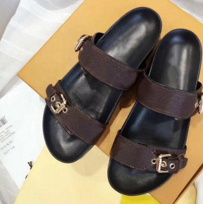 Designers Fashion men slipper Sandals Bohemian Diamond men Slippers Woman Flats Flip Flops Shoes Summer Beach Sandals with Box dustbag, Black
Designers Fashion men slipper Sandals Bohemian Diamond men Slippers Woman Flats Flip Flops Shoes Summer Beach Sandals with Box dustbag, Black