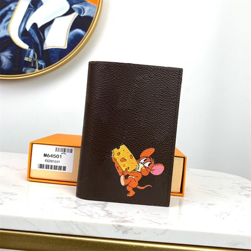 19 Famous designers classic fashion leather wallet for men and women, Luxury designer bag pocket change, passport book, card bags, M64501
19 Famous designers classic fashion leather wallet for men and women, Luxury designer bag pocket change, passport book, card bags, M64501