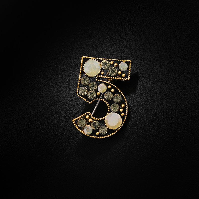 Pins, Brooches Design Number 5 Color Rhinestone Brooch Pin Woman Sexy Clothing Accessories Party Gift
Pins, Brooches Design Number 5 Color Rhinestone Brooch Pin Woman Sexy Clothing Accessories Party Gift