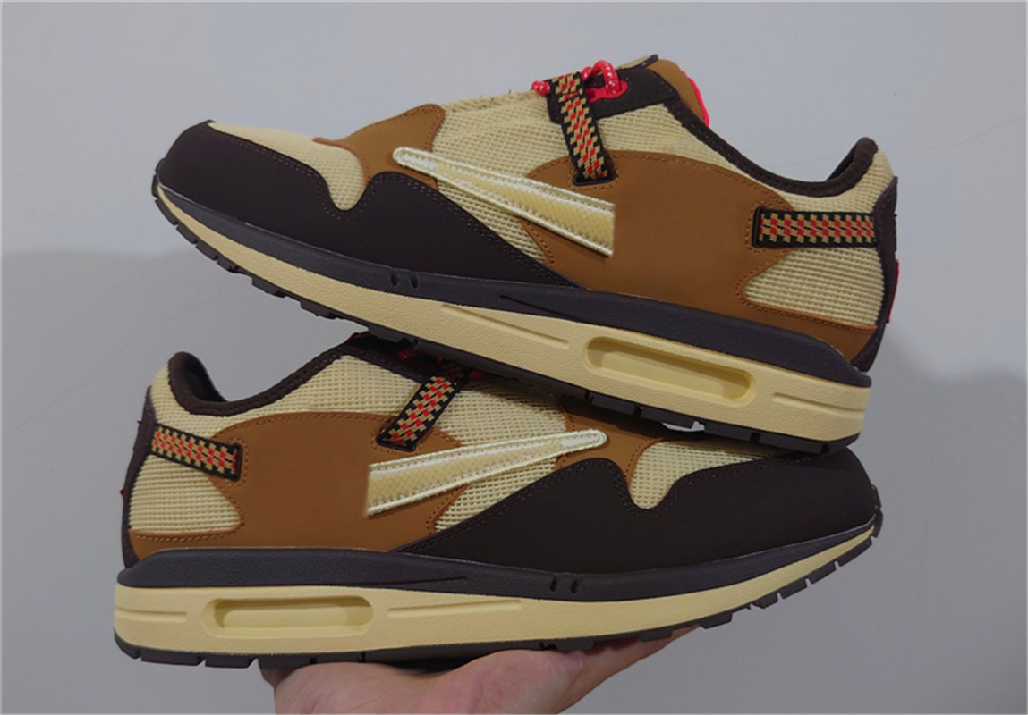 

2021 New Release Authentic Outdoor Shoes Travis Scott x Max 1 Baroque Brown Wheat DO9392-700 Men Women Sports Sneakers With Original Box