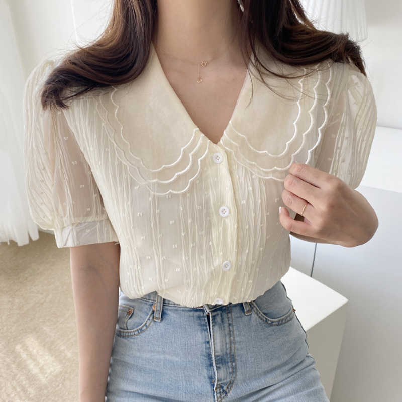 Korejpaa Women Shirt Summer Korean Gentle Doll Collar Lace Single-Breasted Three-Dimensional Jacquard Puff Sleeve Blouses 210526