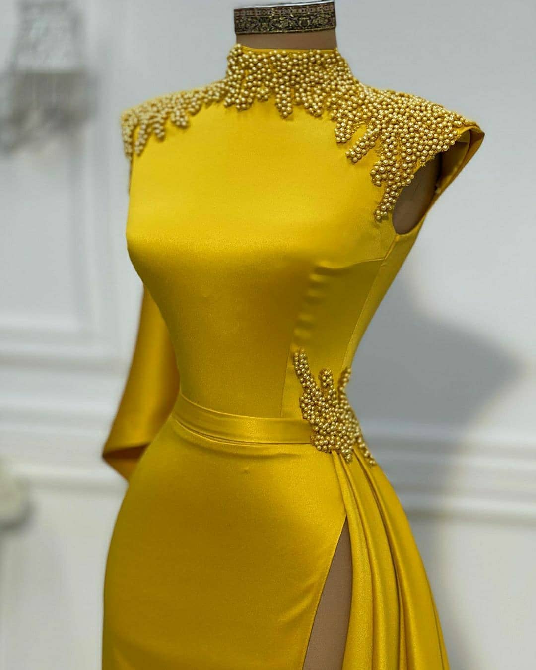 Aso Ebi 2021 Arabic Gold Sexy Sheath Evening Dresses Pearls High Split Prom Dresses Satin Formal Party Second Reception Gowns ZJ554