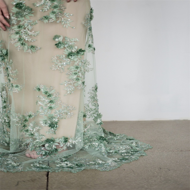 Light Green Prom Dresses With 3D Floral Appliqued Beads Evening Dresses Sexy V Neck Sleeveless Party Gowns Custom Made Sweep Train