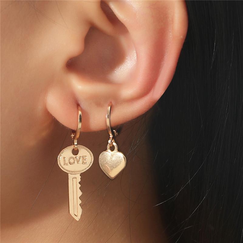 Dangle & Chandelier VAGZEB 2021 Fashion Punk Vintage Gold Silver Color Key And Heart Shaped Asymmetric Drop Earrings For Women
Dangle & Chandelier VAGZEB 2021 Fashion Punk Vintage Gold Silver Color Key And Heart Shaped Asymmetric Drop Earrings For Women