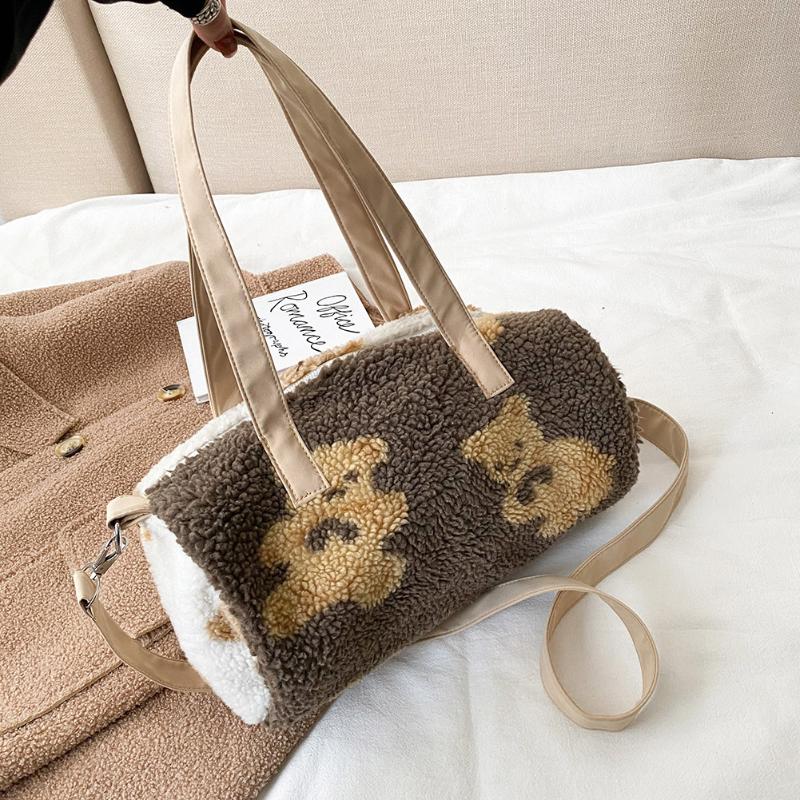 Winter New Shoulder Bag Female Plush Large Capacity Messenger Bag Soft Warm Fur Crossbody Animal Handbag Women 2021, Black
Winter New Shoulder Bag Female Plush Large Capacity Messenger Bag Soft Warm Fur Crossbody Animal Handbag Women 2021, Black