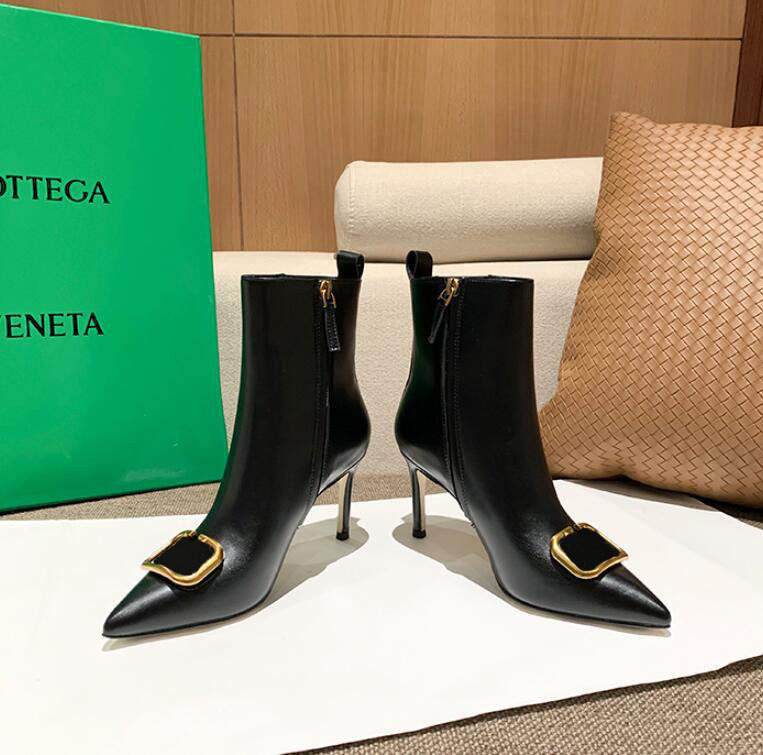 2021 designer new metal buckle stiletto heel pointed-toe ladies boots, leather cowhide, zipper1