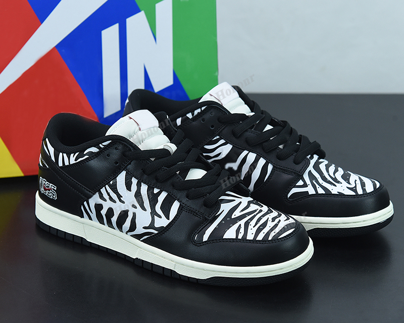 Original Authentic SB Low Coast Michigan Running Shoes Quartersnacks x Black white zebra men women Chunky Lows mens trainers, #1
Original Authentic SB Low Coast Michigan Running Shoes Quartersnacks x Black white zebra men women Chunky Lows mens trainers, #1