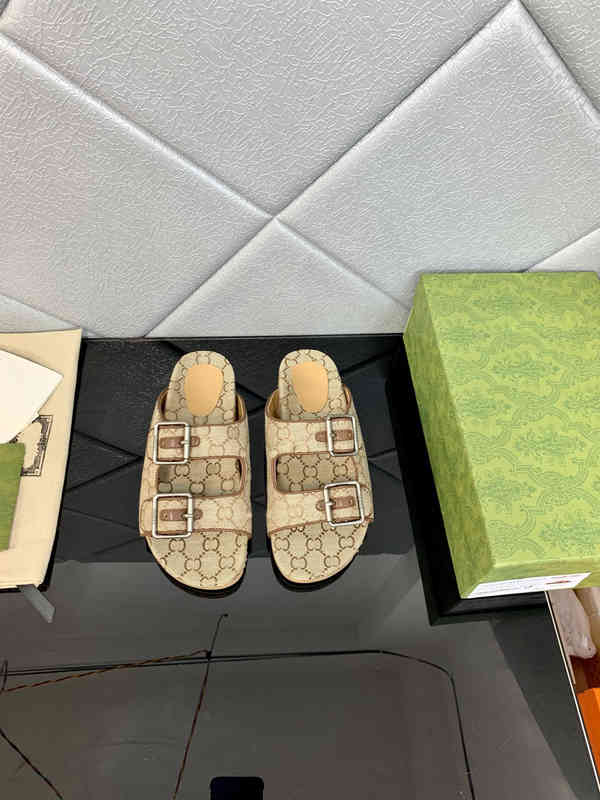 Slippers Multicolor Double G Canvas Designer Luxury Men Women Sandals Strappy Buckle Slipper Webbing Sandal Classics Shoes Top Qulality With 0HZP, Color 2
Slippers Multicolor Double G Canvas Designer Luxury Men Women Sandals Strappy Buckle Slipper Webbing Sandal Classics Shoes Top Qulality With 0HZP, Color 2