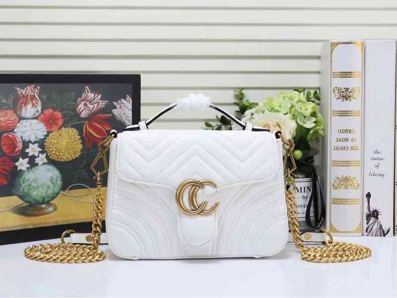 52% OFF designer s V-pattern soft face chain small Portable Single Shoulder Bag Messenger women's bag, White
52% OFF designer s V-pattern soft face chain small Portable Single Shoulder Bag Messenger women's bag, White