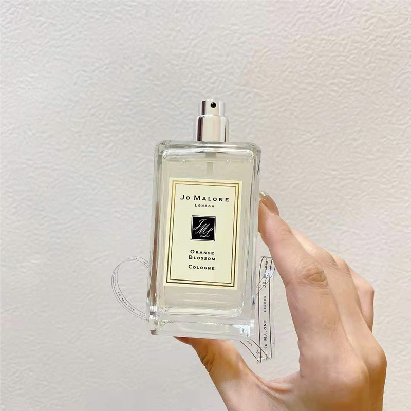 The Latest Classic Cologne man woman London Perfume 100ml Wood Sea Salt Wild Bluebell English Pear Perfumes Fragrances fast delivery
The Latest Classic Cologne man woman London Perfume 100ml Wood Sea Salt Wild Bluebell English Pear Perfumes Fragrances fast delivery