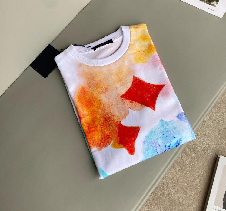 Mens Womens designer t shirt summer luxurys TShirt Hip Hop women s short sleeve 100% cotton casual tee
Mens Womens designer t shirt summer luxurys TShirt Hip Hop women s short sleeve 100% cotton casual tee