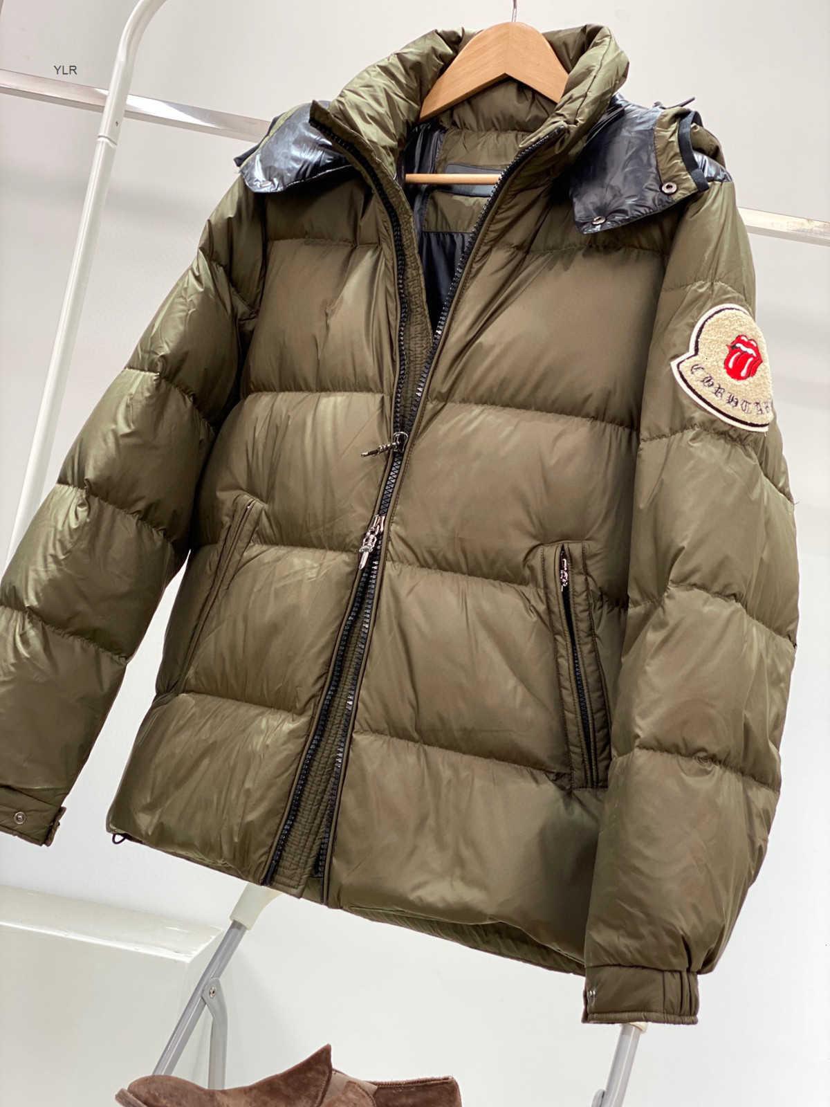 new m-out-tongue cro/ xin co branded men's down jacket slim fit hooded down jacket, Black
new m-out-tongue cro/ xin co branded men's down jacket slim fit hooded down jacket, Black