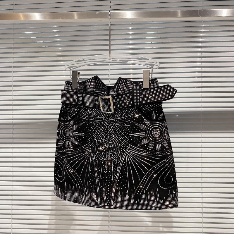DEAT Autumn Winter New Arrvials Rhinestone Diamonds Decoration Black Short Mini Skirt With Belt Women Streetwear MK571 210311