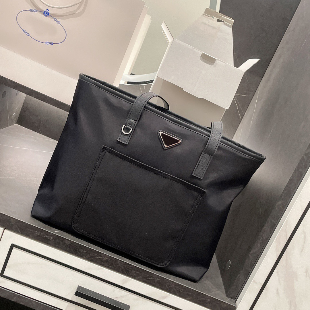 High Quality Fashion Shoulder Bags Totes Waterproof Recycled Nylon Handbag Women Shopping Bag Ladies Designer Messenger 35cm*29cm*15.5cm Big capacity PGW0720, Black
High Quality Fashion Shoulder Bags Totes Waterproof Recycled Nylon Handbag Women Shopping Bag Ladies Designer Messenger 35cm*29cm*15.5cm Big capacity PGW0720, Black