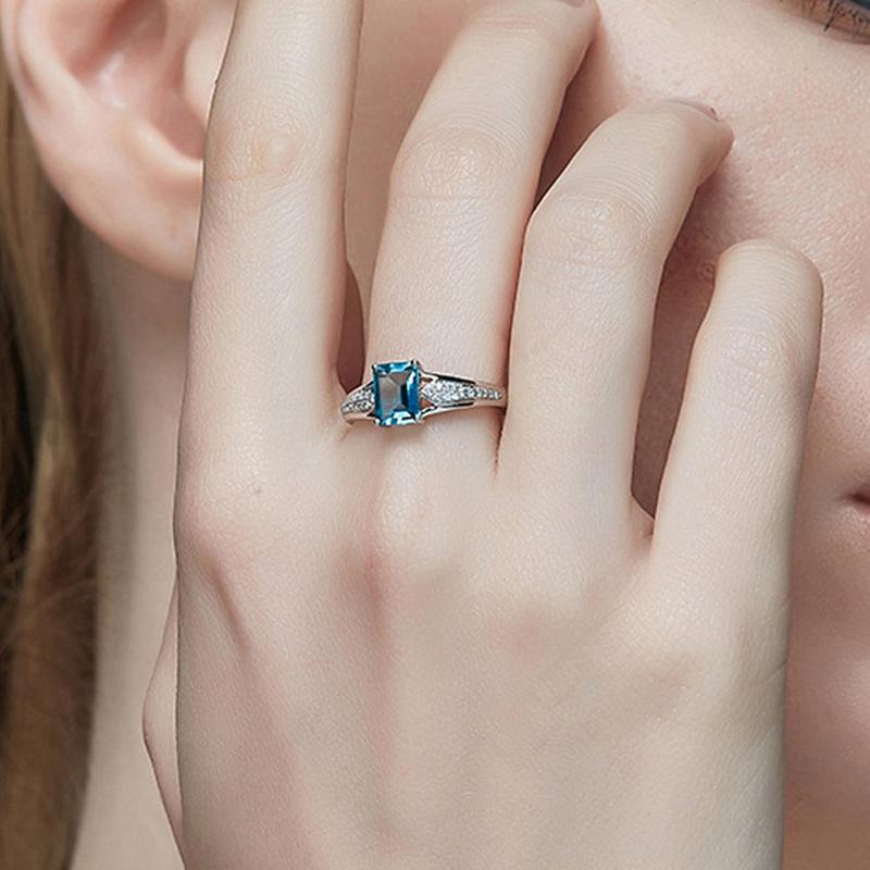 Cluster Rings Fashion Refined Blue Crystal Aquamarine Topaz Gemstones Diamonds For Women White Gold Silver Color Jewlery Bijoux Bague, Golden;silver
Cluster Rings Fashion Refined Blue Crystal Aquamarine Topaz Gemstones Diamonds For Women White Gold Silver Color Jewlery Bijoux Bague, Golden;silver
