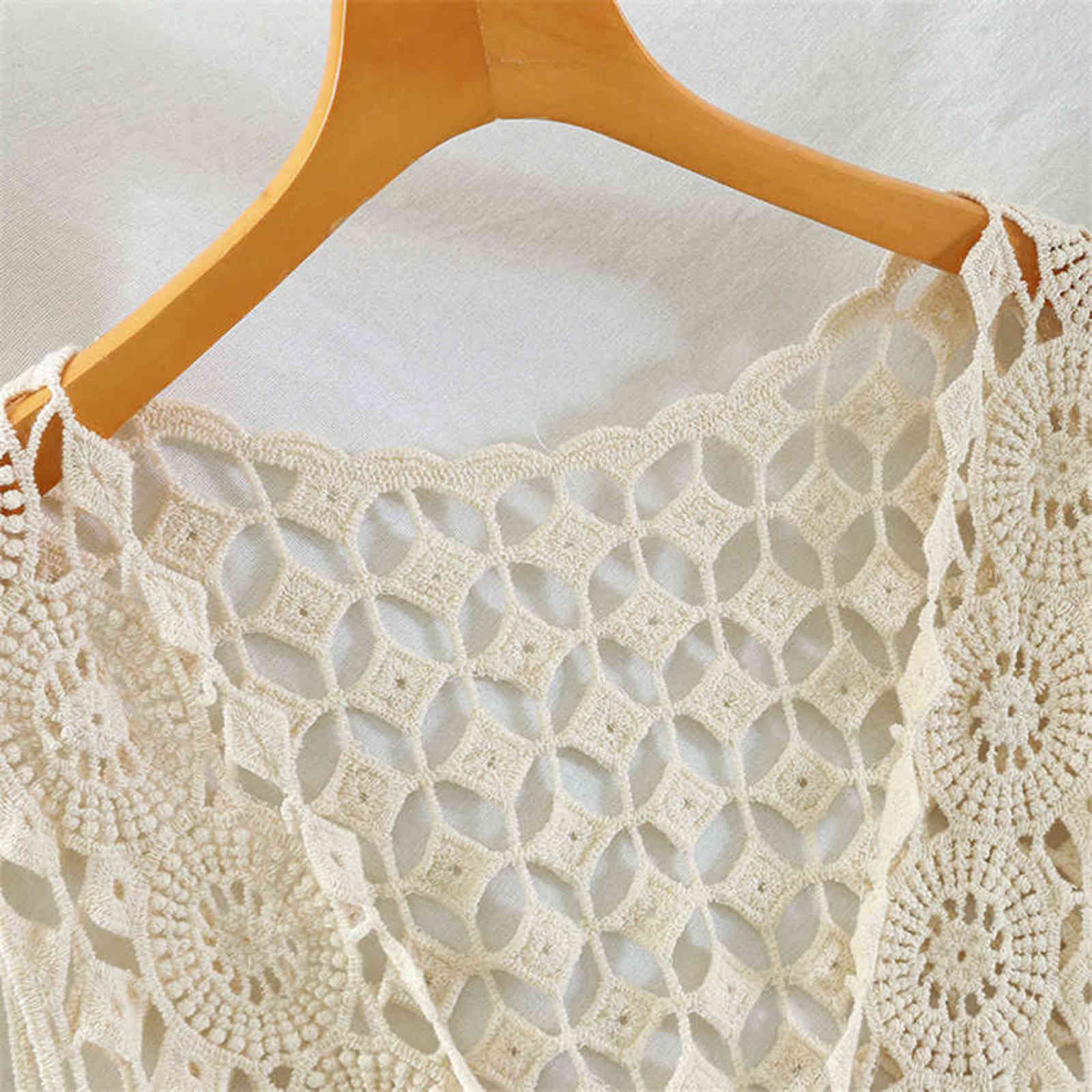 Spring Summer Sexy Hollow Out Lace Top Vest Crochet Sleeveless Waistcoat Women Open Stitch Short Outwear Chalecos Para Mujer 211120