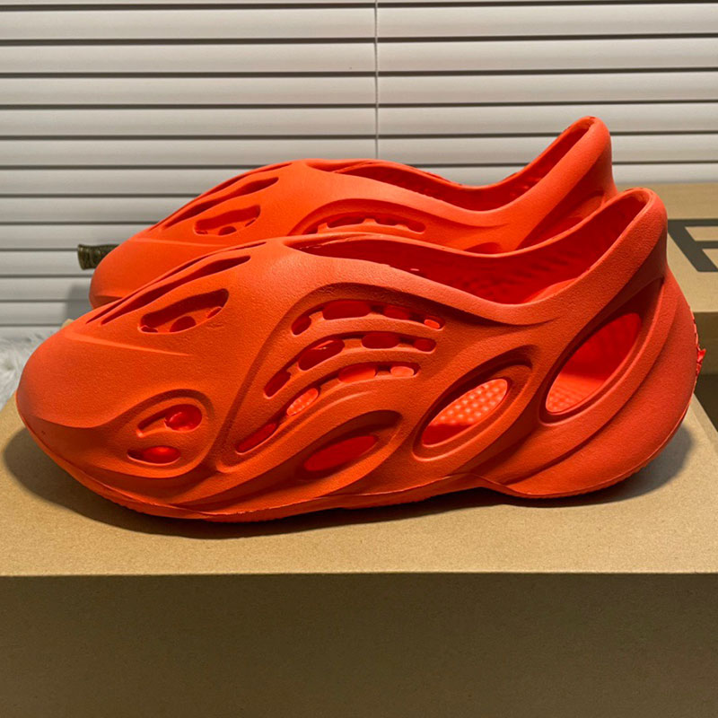 Womens red foam sandals rebound soft soles use 100% environmentally friendly material algae to create an integrated shoe body that breaks th, Black
Womens red foam sandals rebound soft soles use 100% environmentally friendly material algae to create an integrated shoe body that breaks th, Black