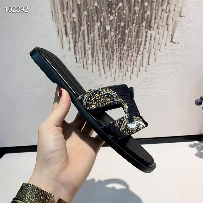 2021 sell well Fashion Leather Shoes Orange classic Sandals Ladies Summer Flat Slipper woman Flip Flops For kl 001
2021 sell well Fashion Leather Shoes Orange classic Sandals Ladies Summer Flat Slipper woman Flip Flops For kl 001