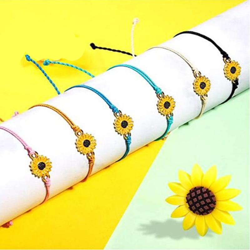 Daisy Woven Rope Bracelet Adjustable Black Pink Rope Flower Charm Handmade Best Friendship for men and women, Golden;silver
Daisy Woven Rope Bracelet Adjustable Black Pink Rope Flower Charm Handmade Best Friendship for men and women, Golden;silver
