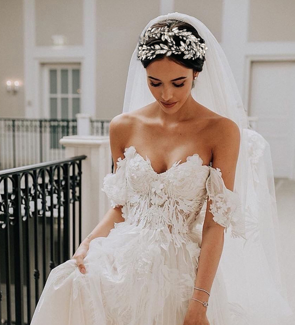 Silver Rhinestones Bridal Headwear Wedding Hair Accessories Bridal Headpieces Wedding Hair Comb Wedding Hair Jewelry SCHP304
Silver Rhinestones Bridal Headwear Wedding Hair Accessories Bridal Headpieces Wedding Hair Comb Wedding Hair Jewelry SCHP304