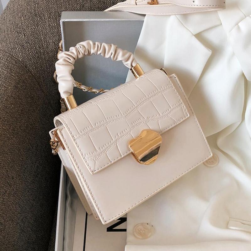 Crocodile pattern Pleated Tote bag 2021 Fashion New Quality PU Leather Women's Designer Handbag Chain Shoulder Messenger Bag, Black
Crocodile pattern Pleated Tote bag 2021 Fashion New Quality PU Leather Women's Designer Handbag Chain Shoulder Messenger Bag, Black
