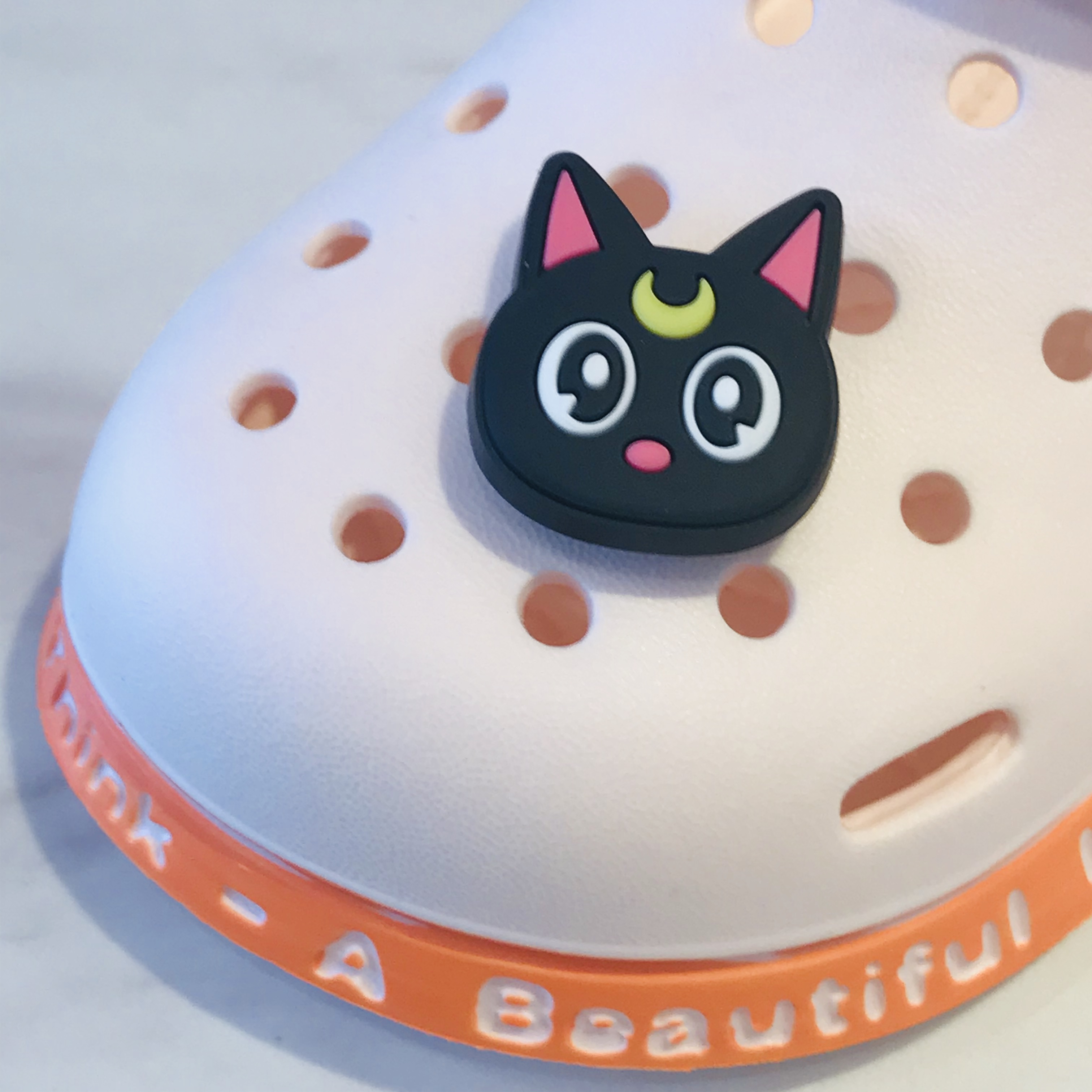 1Pcs Cartoon Animal Cat Rainbow Shoe Accessories Shoe Charms Decoration Fit Croc Jibz Wristbands Kids Gift