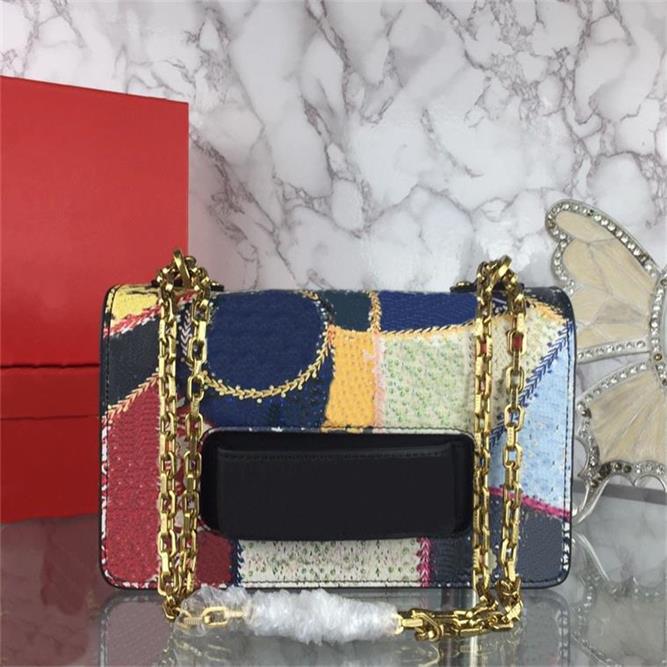 2020 hot sales Fashion brand luxury shoulder bag designer handbags vintage Metal style cross-body bag free box free shipping
2020 hot sales Fashion brand luxury shoulder bag designer handbags vintage Metal style cross-body bag free box free shipping