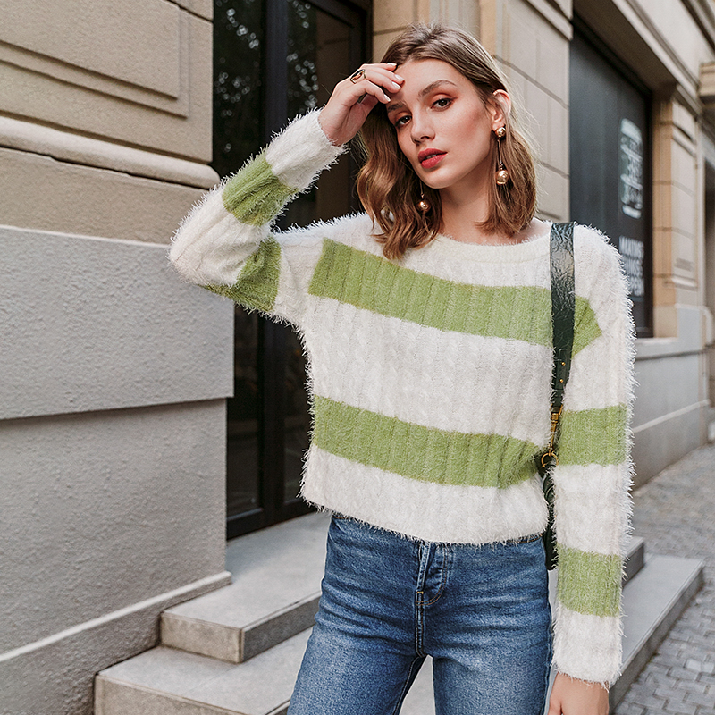 Casual Crew Neck Women Sweater Winter Three-quarter Sleeve Loose Ladies Knitted Sweater Stripe Hit Color Female Pullover, White;black
Casual Crew Neck Women Sweater Winter Three-quarter Sleeve Loose Ladies Knitted Sweater Stripe Hit Color Female Pullover, White;black