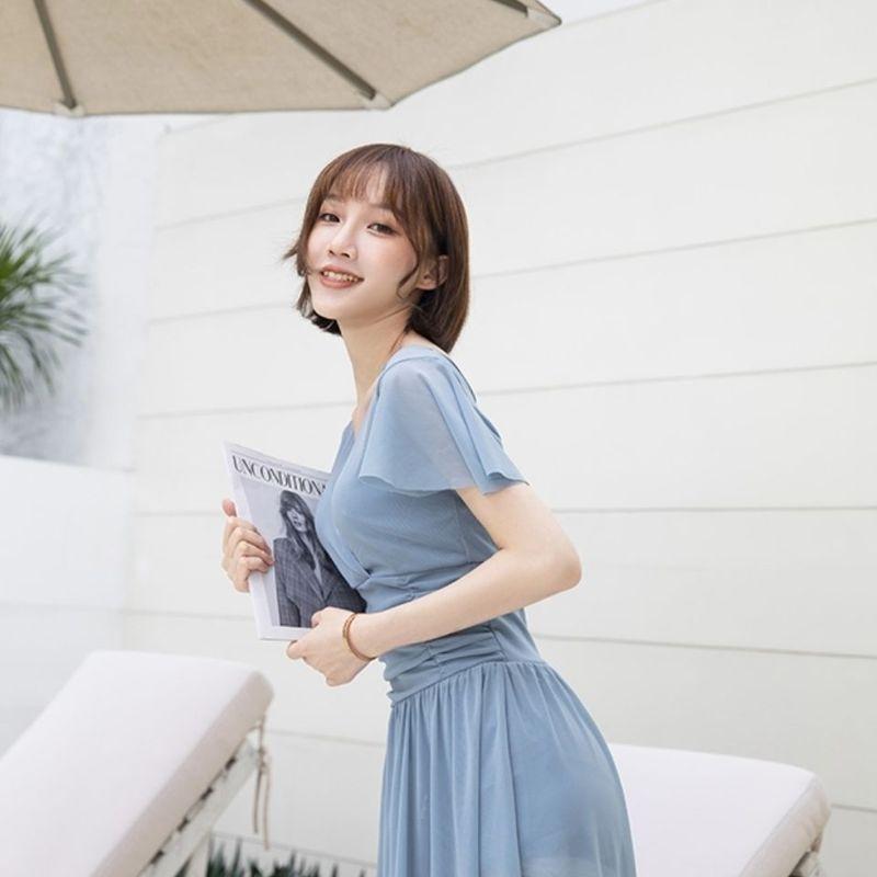 One-Piece Suits Women Swimsuit Conservative Slim-Fit Covering Belly Sleeve Backless Breathable With Chest Pads Underwire Bathing
One-Piece Suits Women Swimsuit Conservative Slim-Fit Covering Belly Sleeve Backless Breathable With Chest Pads Underwire Bathing
