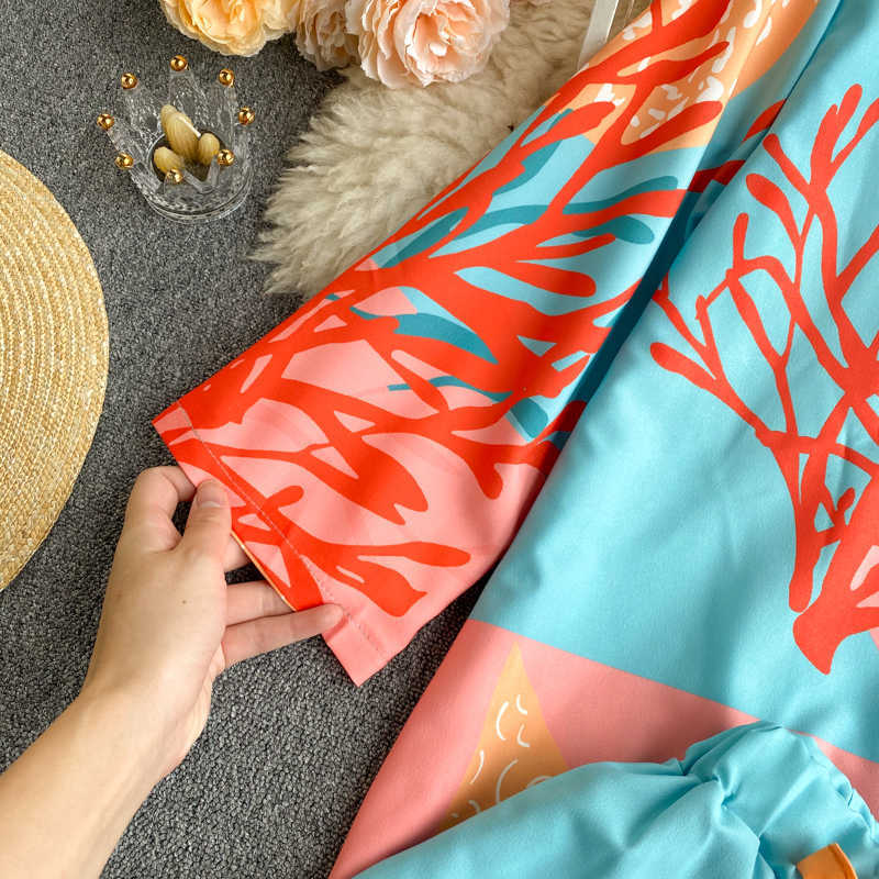 Ins Fashion Suit Women Printing Notched Short Sleeve Shirts +high Waist Shorts Holiday Two-piece Sets Q500 210527