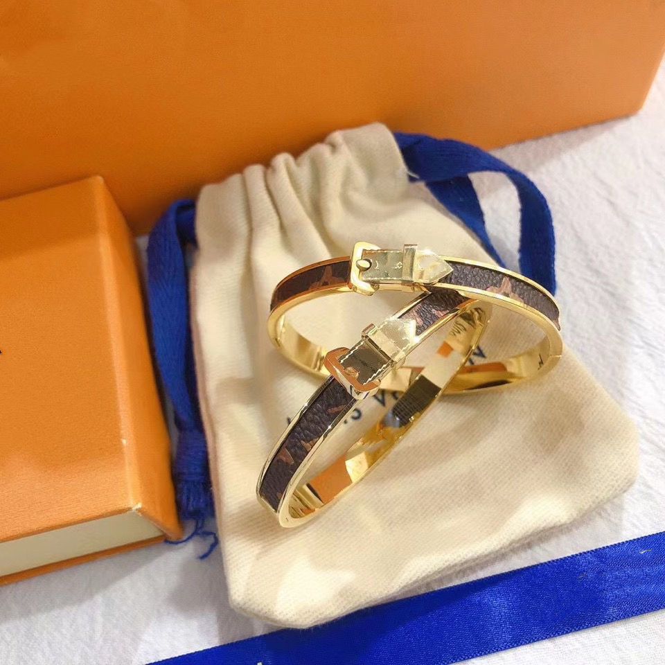 Love Bracelet silver rose gold bracelets Bangles Women Men Screw Screwdriver Couple Jewelry Halloween Valentine's Day
Love Bracelet silver rose gold bracelets Bangles Women Men Screw Screwdriver Couple Jewelry Halloween Valentine's Day