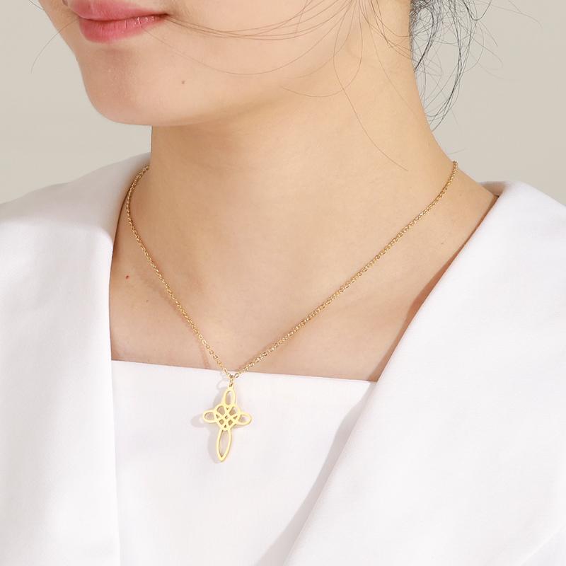 Pendant Necklaces EUEAVAN 10pcs Celtics Knot Cross Charms Necklace Women Center Of Divine Energies Christian Wholesale Stainless Steel Jewel
Pendant Necklaces EUEAVAN 10pcs Celtics Knot Cross Charms Necklace Women Center Of Divine Energies Christian Wholesale Stainless Steel Jewel