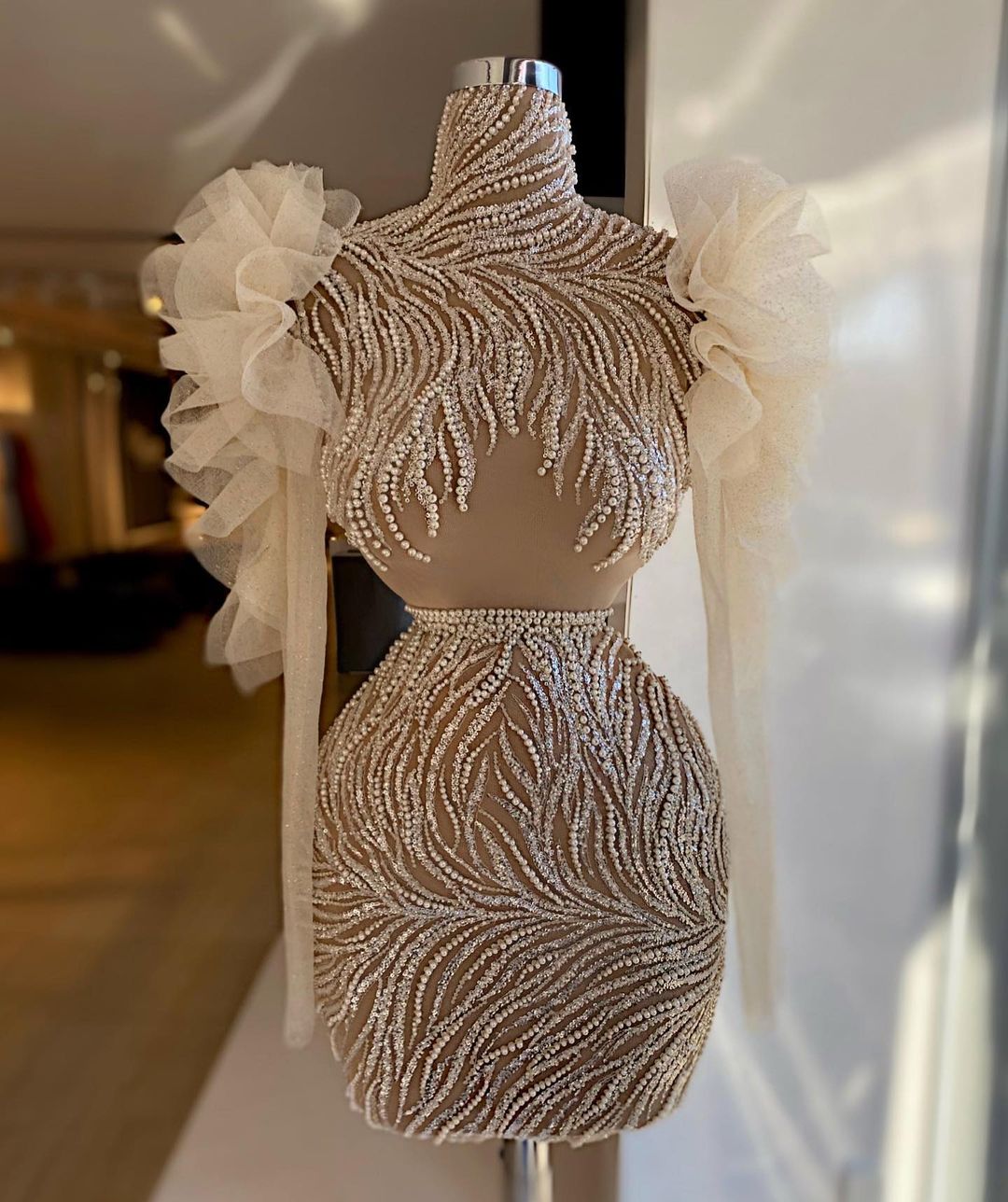 Aso Ebi 2021 Arabic Luxurious Sexy Champagne Evening Dresses Beaded Pearls Prom Dresses High Neck Formal Party Second Reception Gowns ZJ505
Aso Ebi 2021 Arabic Luxurious Sexy Champagne Evening Dresses Beaded Pearls Prom Dresses High Neck Formal Party Second Reception Gowns ZJ505