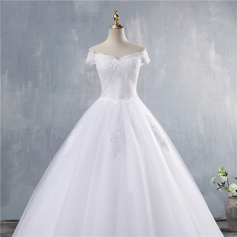ZJ9143 2021 Ball Gown Off The Shoulder Wedding Dresses Short Sleeves Bridal Dress White Ivory Lace Appliques