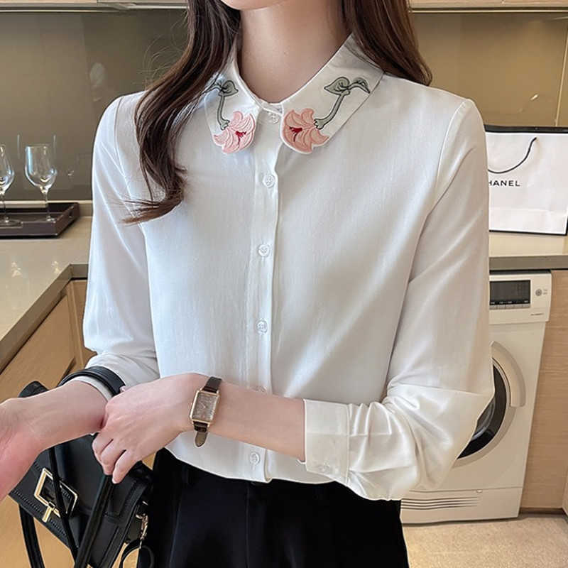 Korean Chiffon Women Shirts Blouse White Woman Embroidered Print Long Sleeve Floral Top Plus Size 210604
Korean Chiffon Women Shirts Blouse White Woman Embroidered Print Long Sleeve Floral Top Plus Size 210604